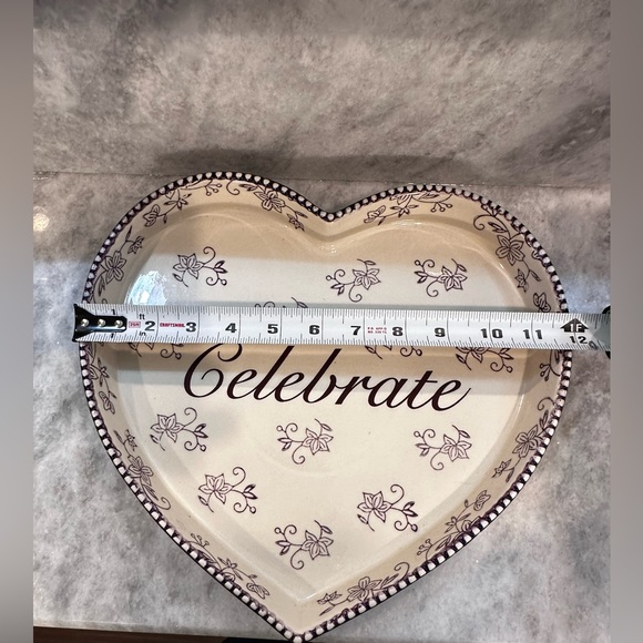 Temptations by Tara Floral Lace Set of 3 Heart Shaped Plates - Varies sizes - Picture 10 of 16